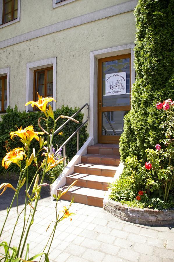 Ferienwohnung zum Kapuziner Poysdorf Exterior foto